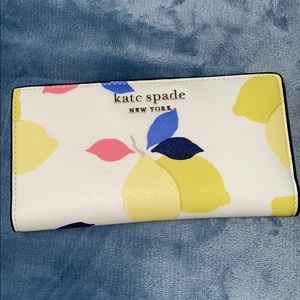 FLASH SALE - Kate Spade- Lemon Wallet